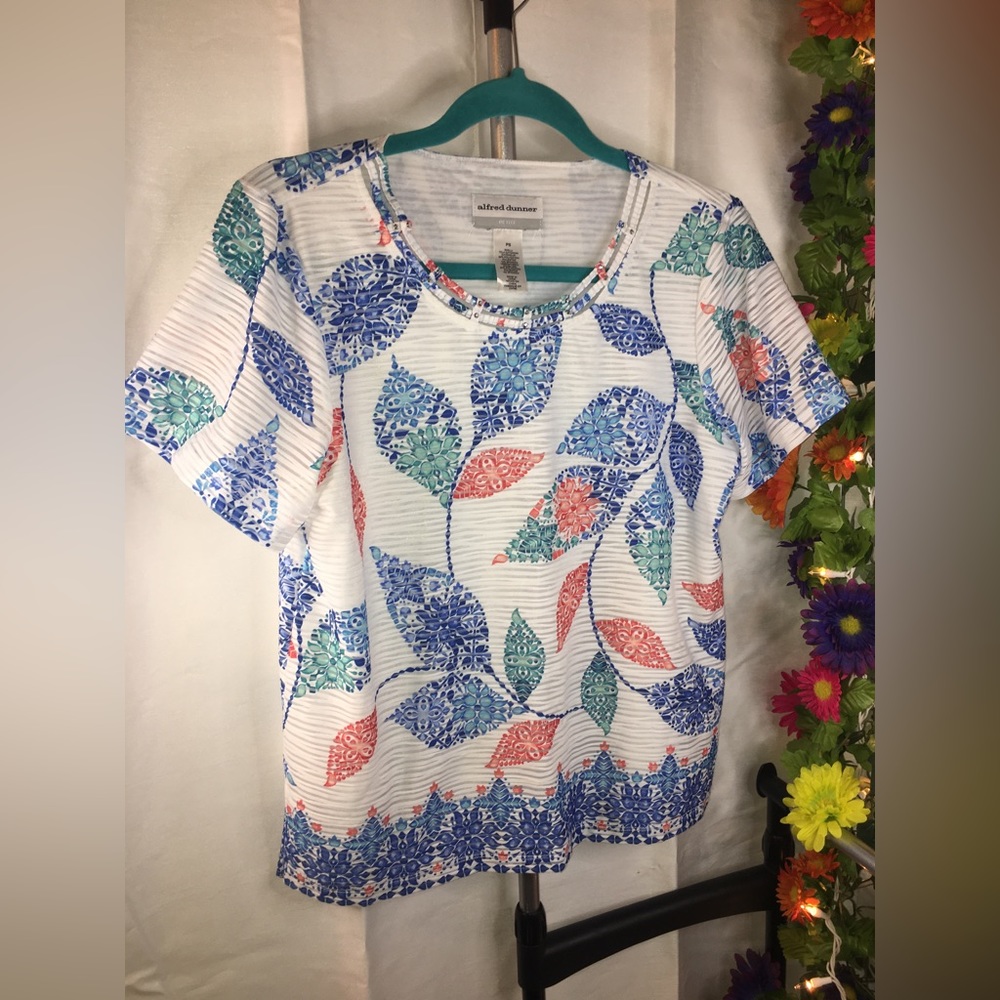 Alfred Dunner Petite | Women’s Multicolor Pattern Short Sleeve Blouse Top